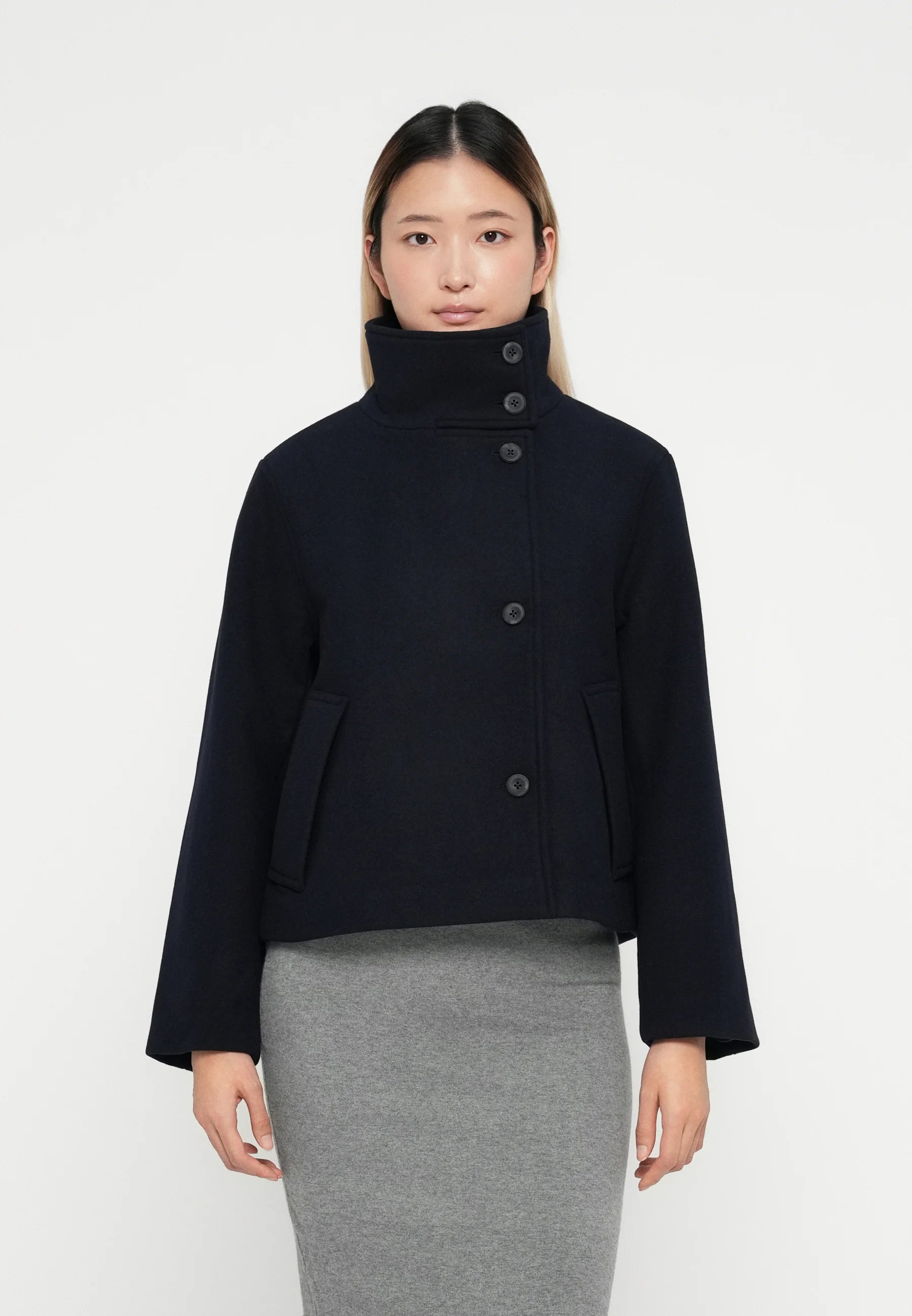 Alyssa Luxe Short Trench