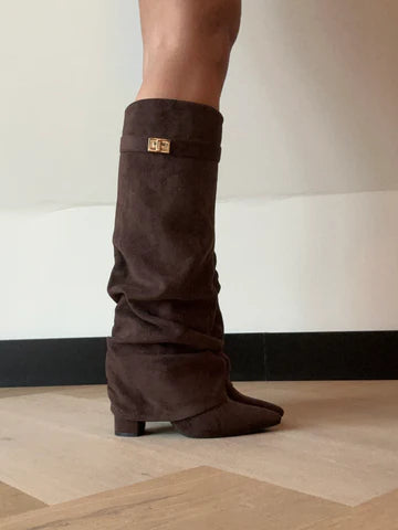 IT Girl Boots With Lock