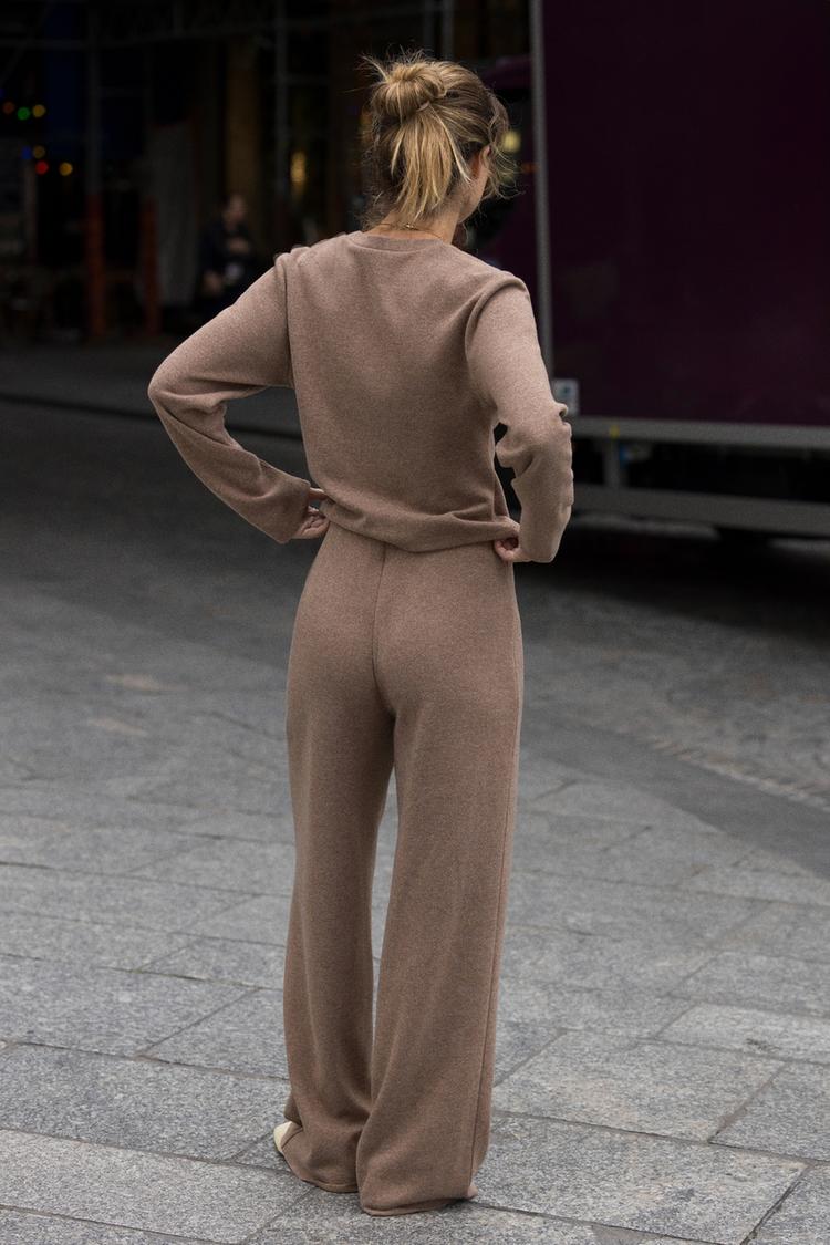 Camilla Soft Buttoned Set