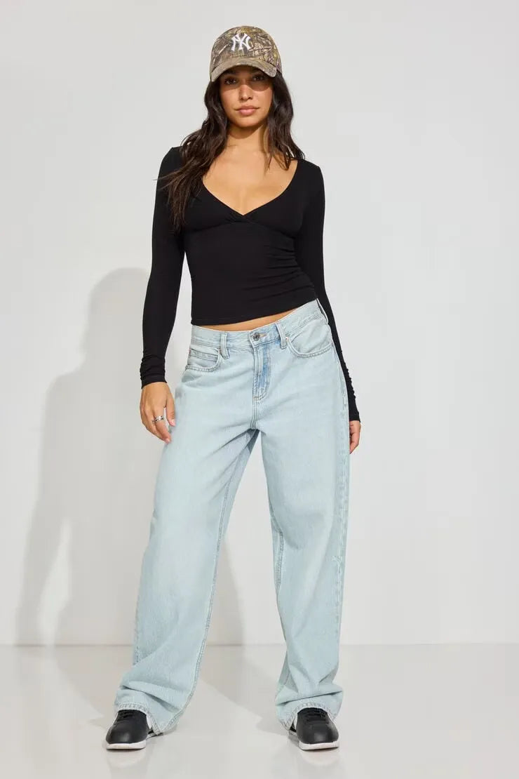 Leila Crossover Longsleeve Top