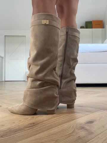 IT Girl Boots With Lock