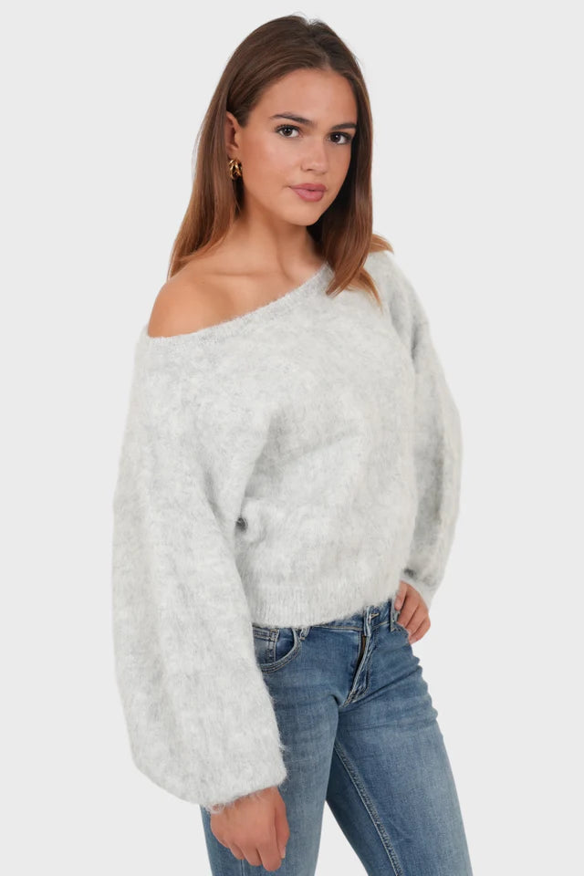 Tamara Off Shoulder Pullover