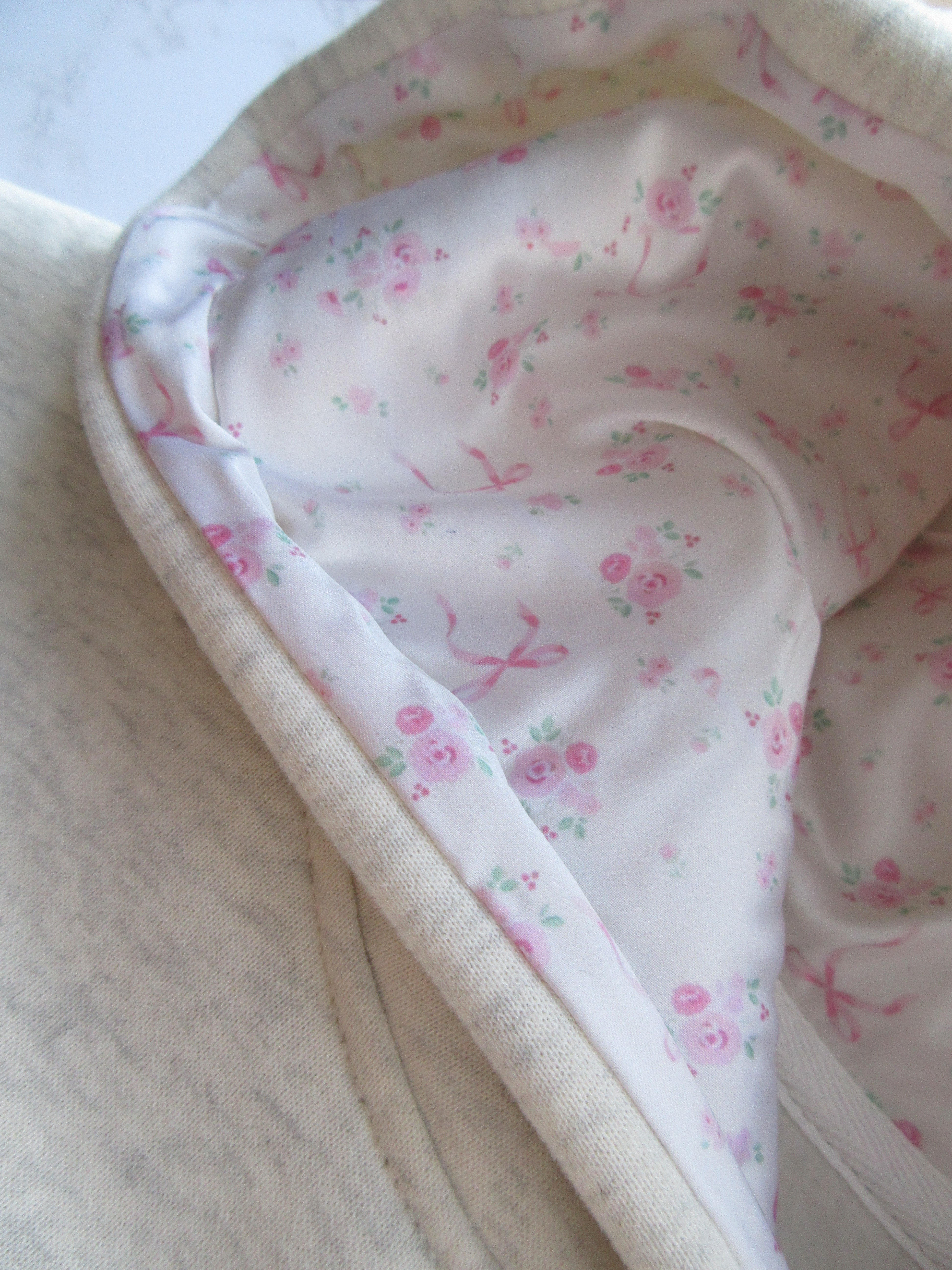 Bow Hoodie - LOUVELLI