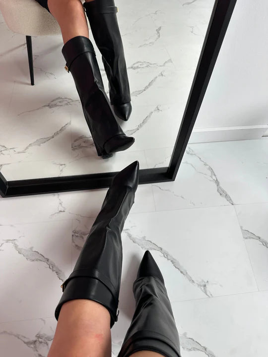 IT Girl Boots With Lock