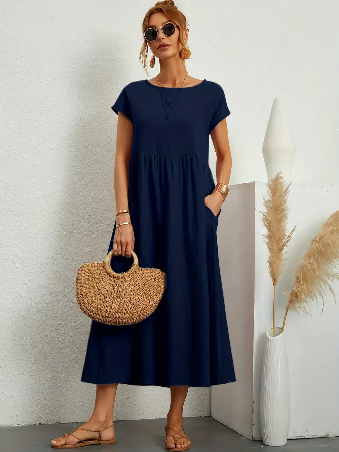 Lydia Elegant Midi Dress
