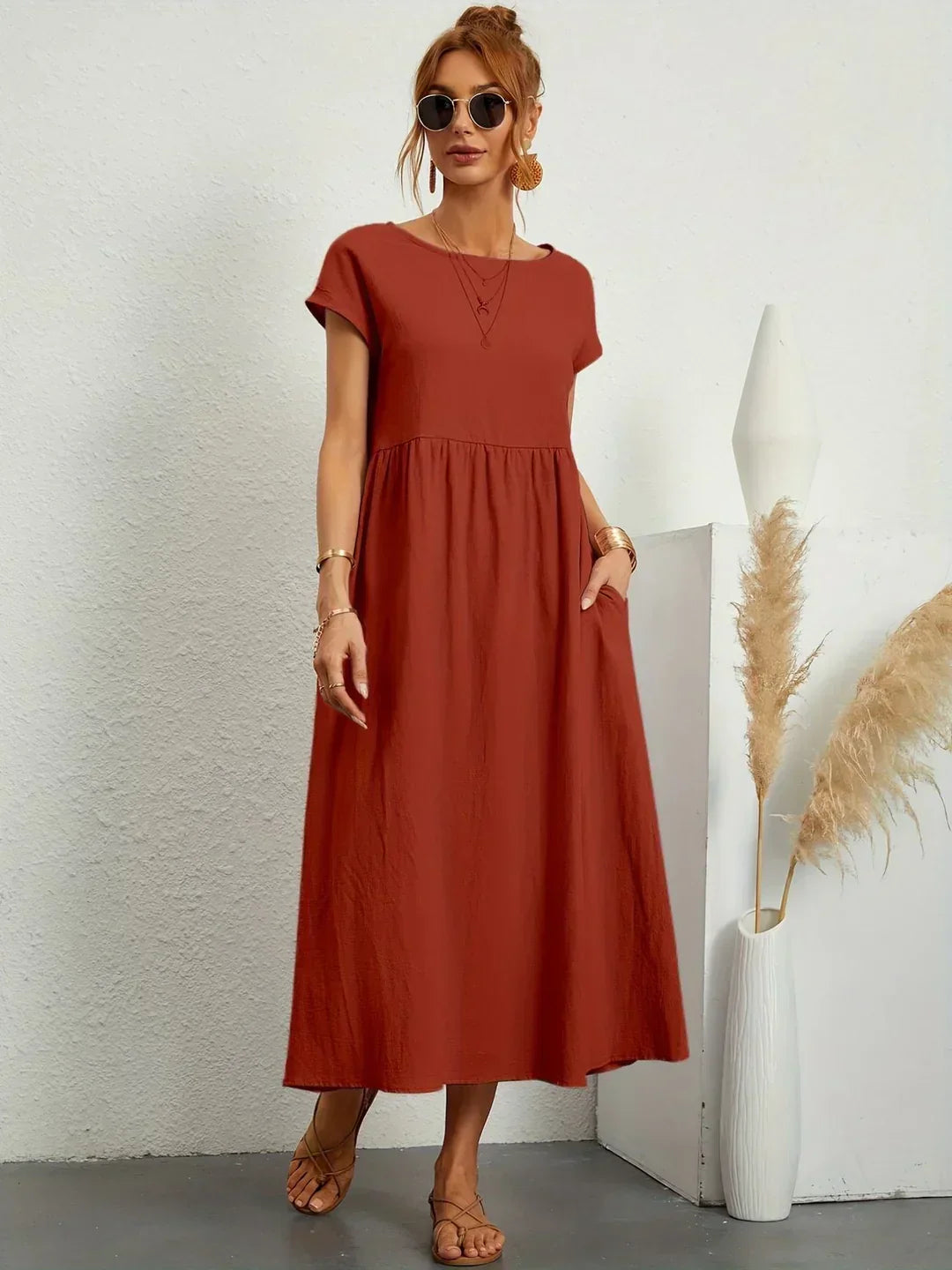Lydia Elegant Midi Dress