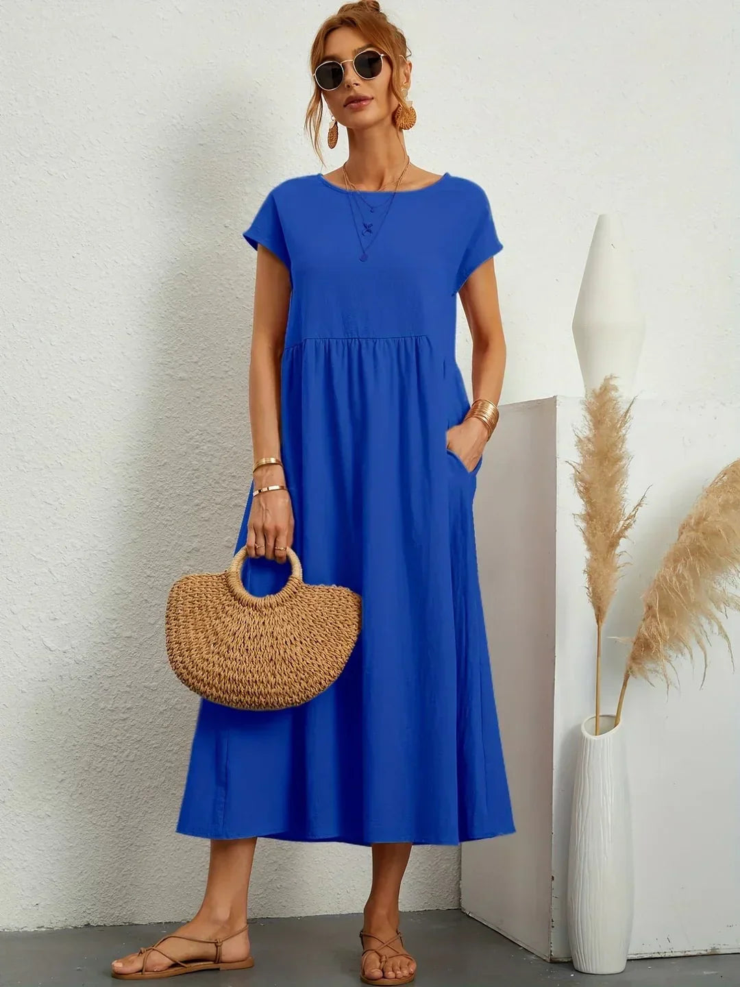 Lydia Elegant Midi Dress