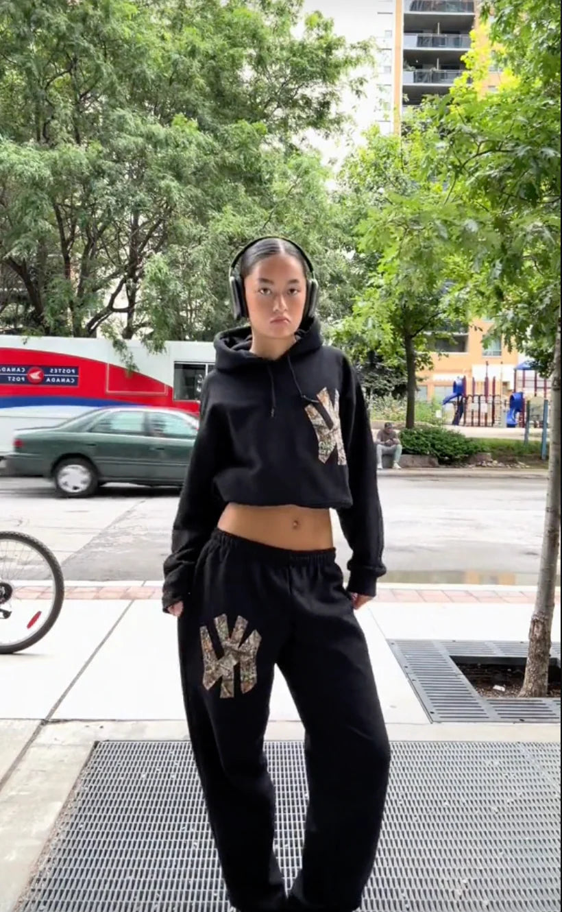 NY Sweater + FREE joggers