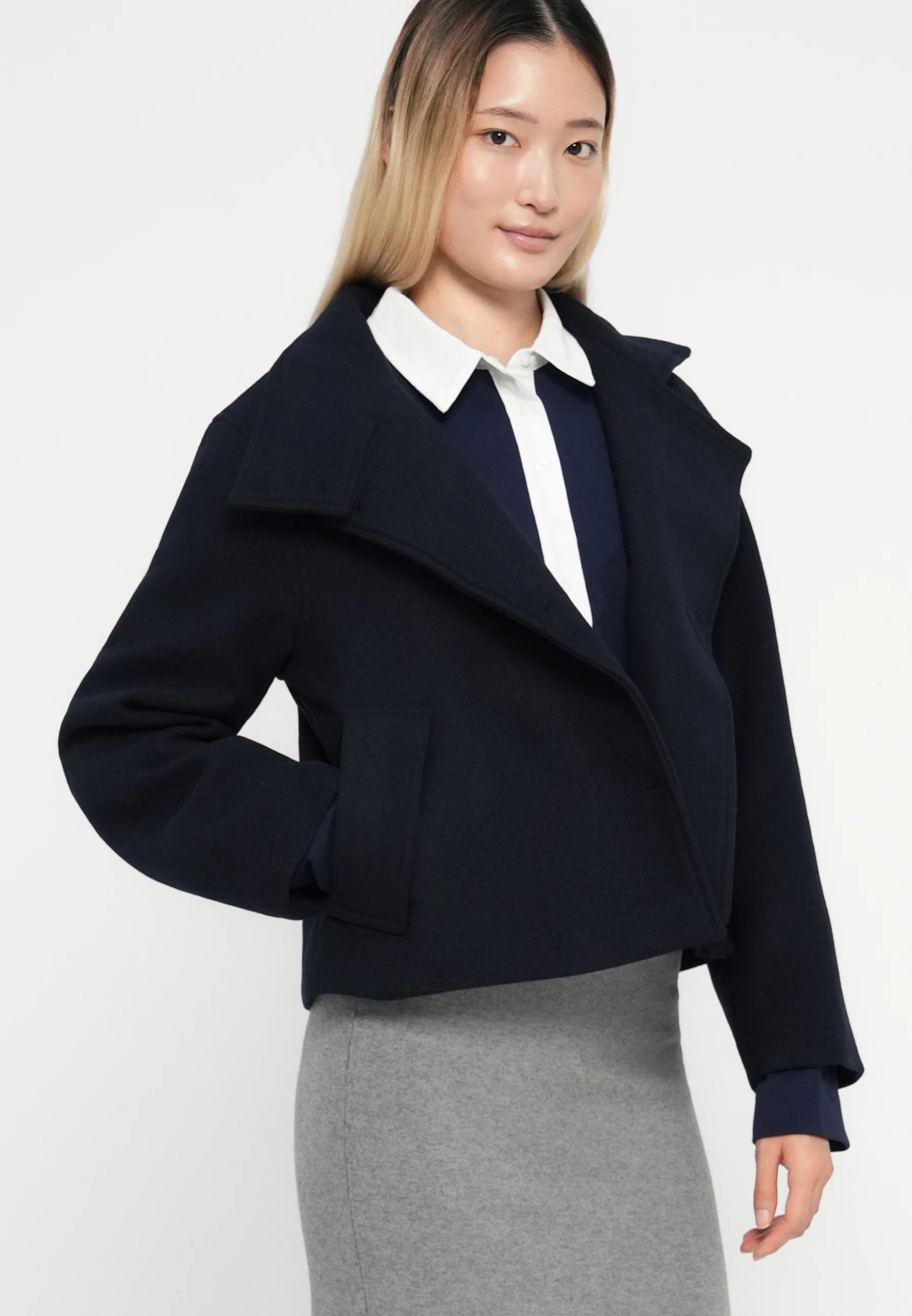 Alyssa Luxe Short Trench