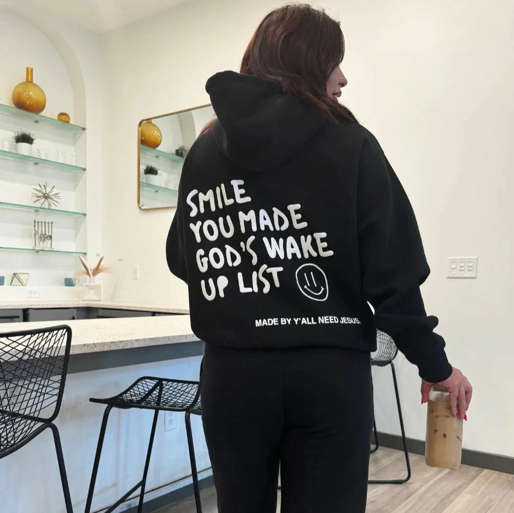 Viral Smile Hoodie - LOUVELLI