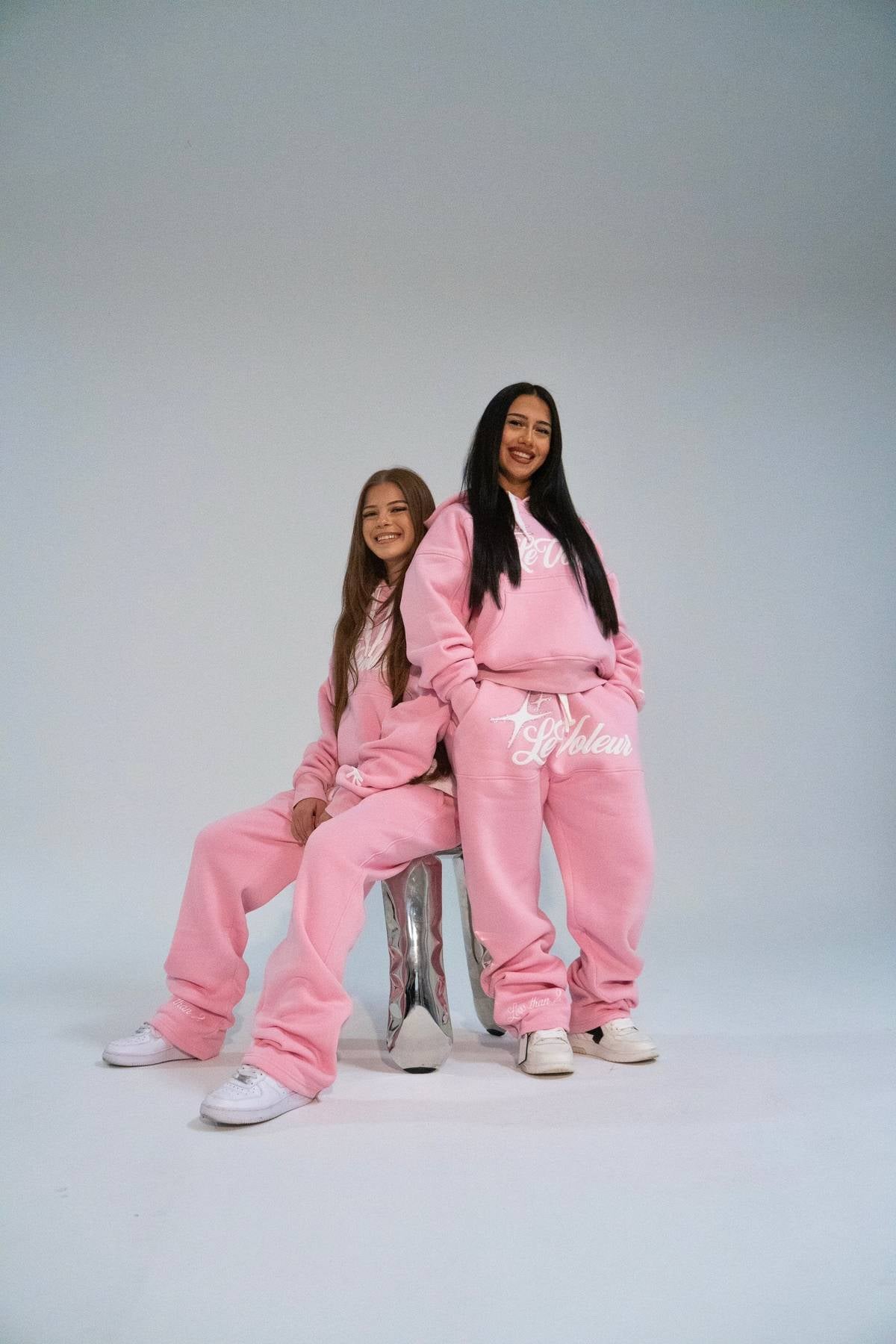 LT2 Hoodie Unisex + FREE SWEATS