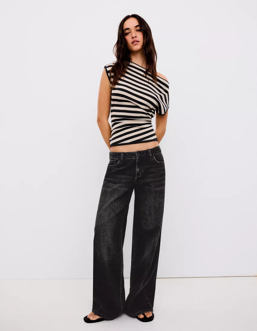 Frida Low Rise Wide Leg Jeans