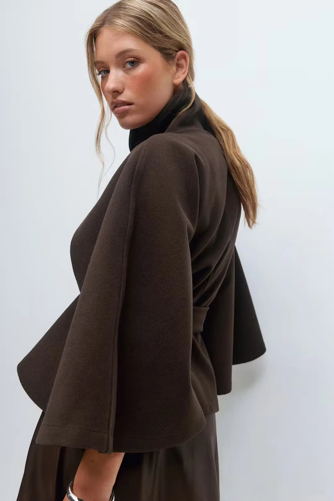 Clove Belt Cape Jacket