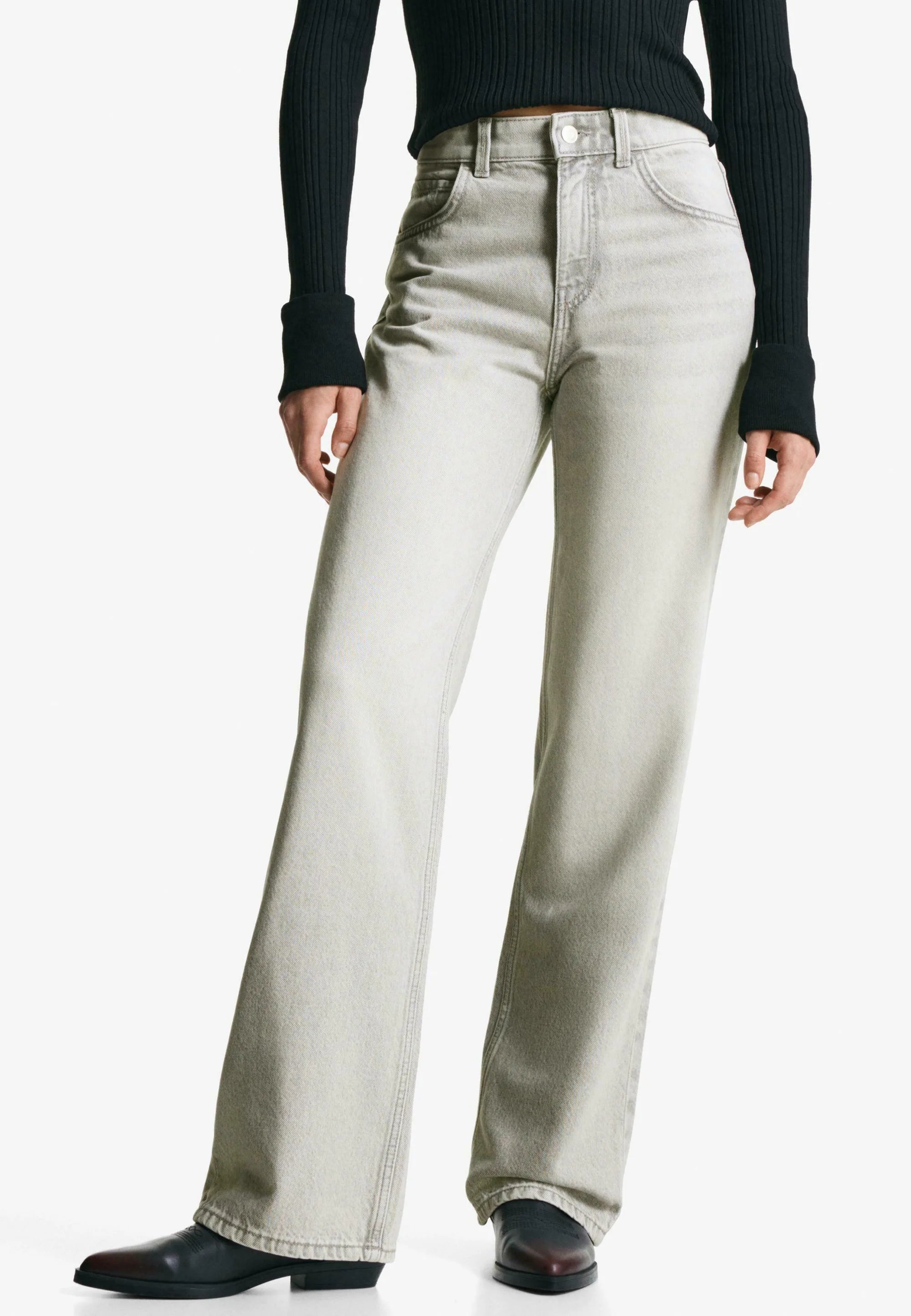 Laura Wide Straight Leg Jeans