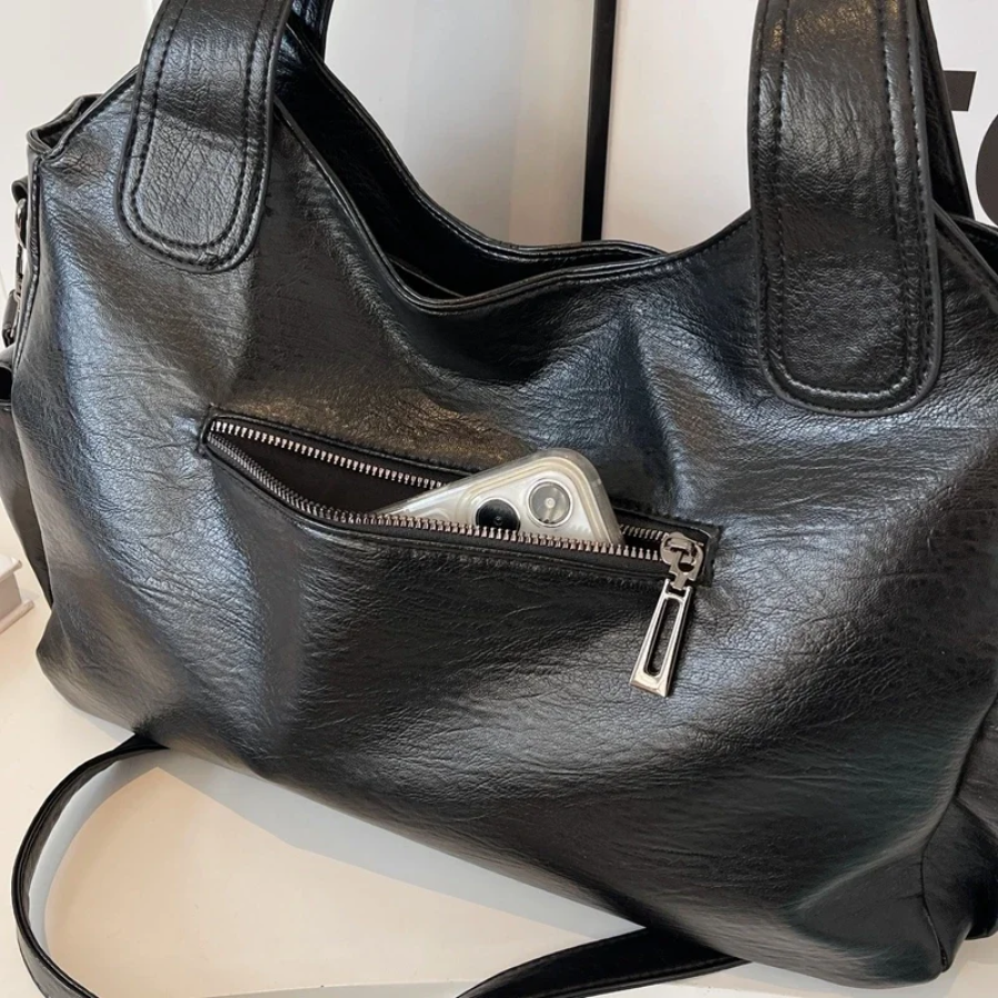 Essential Shoulder Bag LOUVELLI