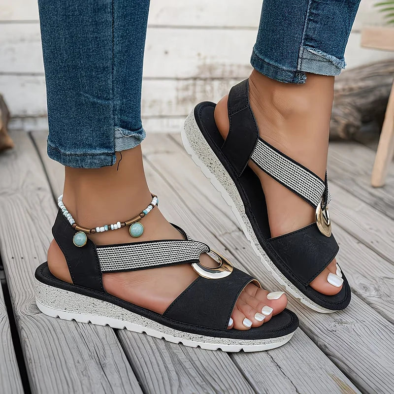 Lucia | Flat Sandals With Metal Buckle