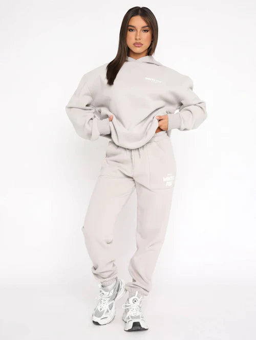 White Fox Hoodie + GRATIS Sweatpants