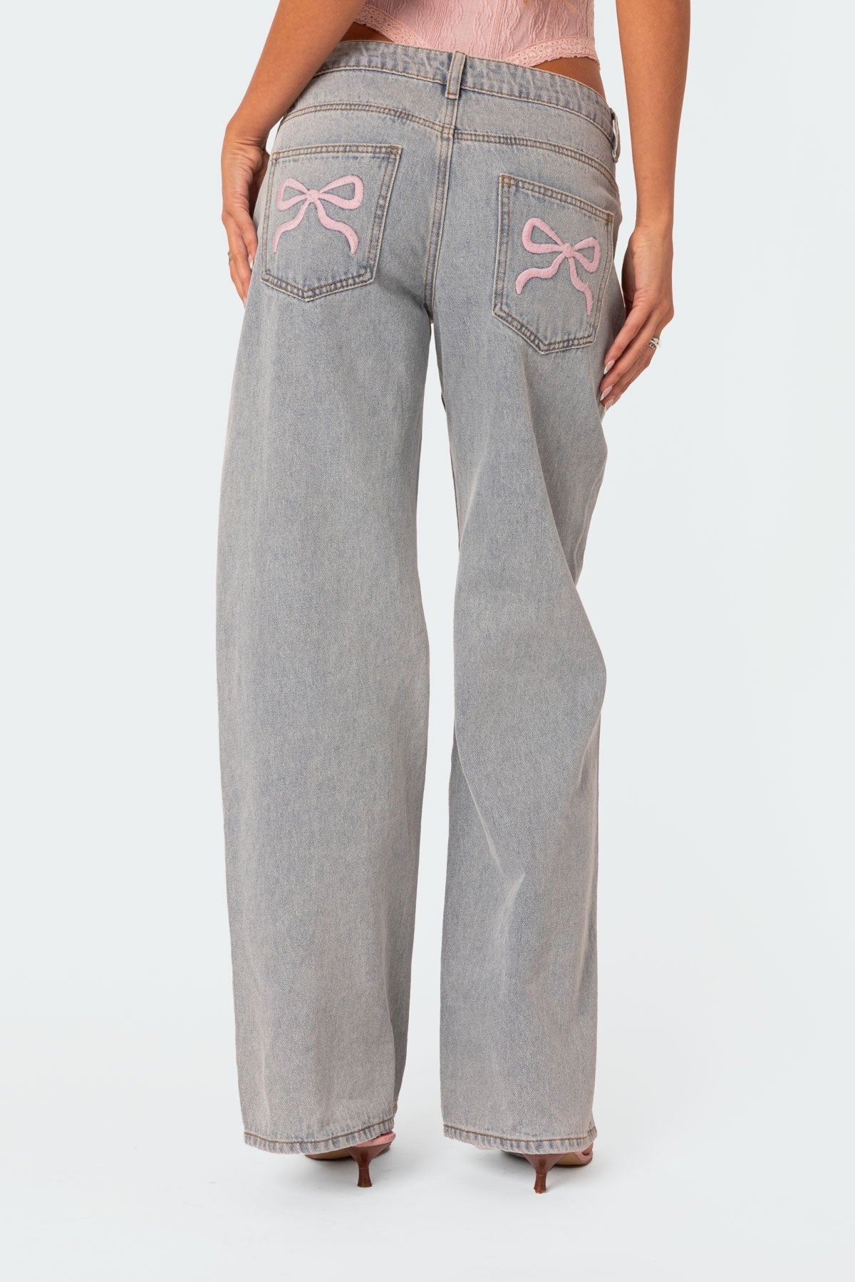 Bow Pocket Relaxed Jeans