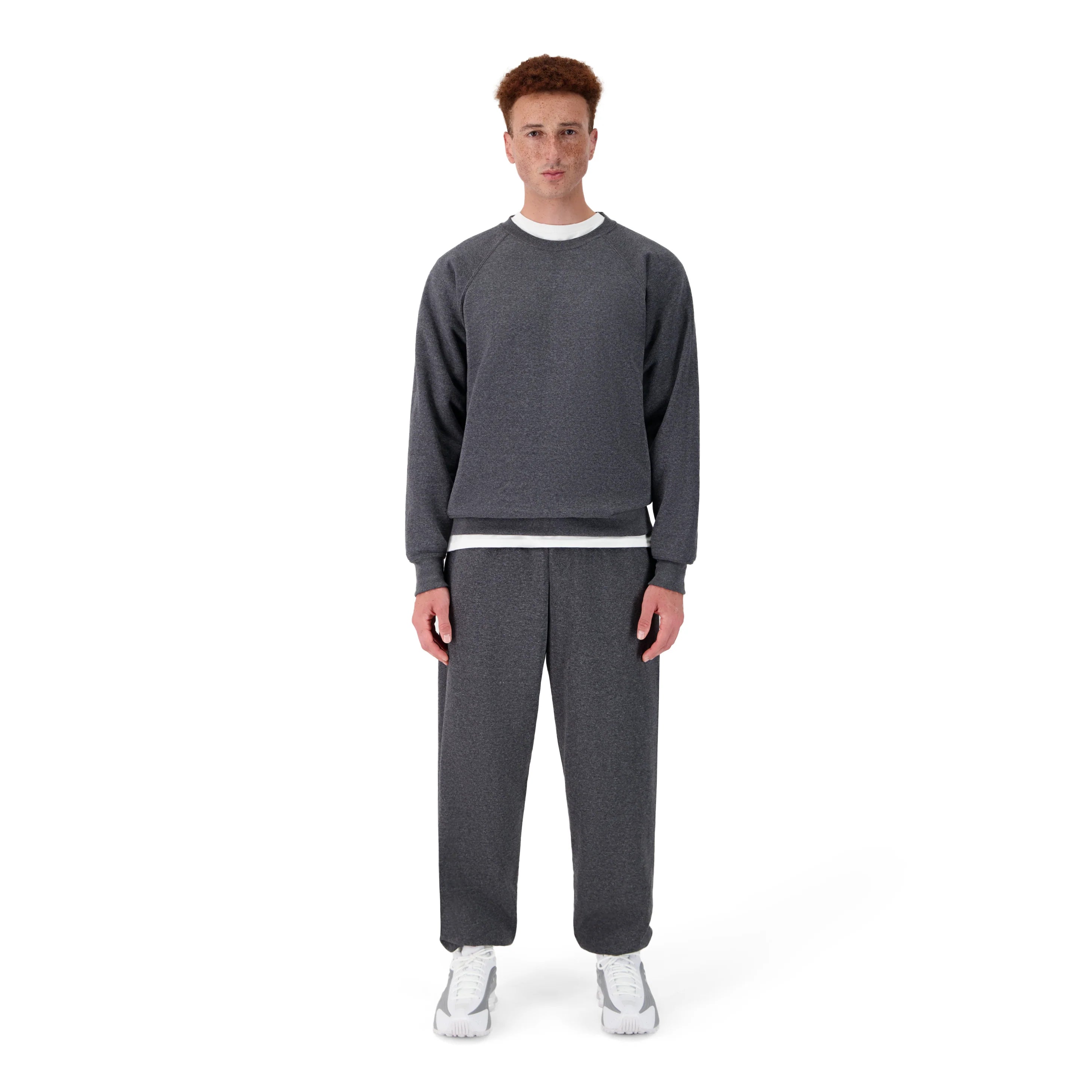 Classic Crewneck + GRATIS Joggingbroek Unisex