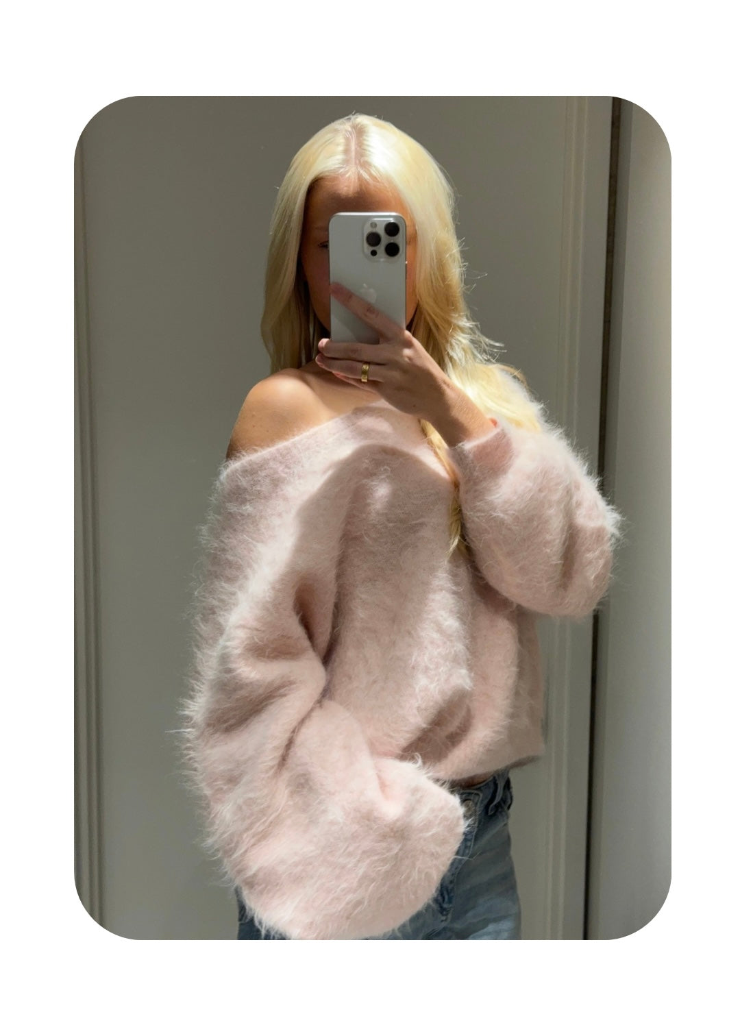 Neomi Fluffy Knit Sweater