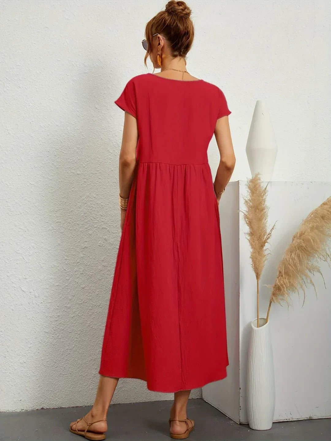 Lydia Elegant Midi Dress