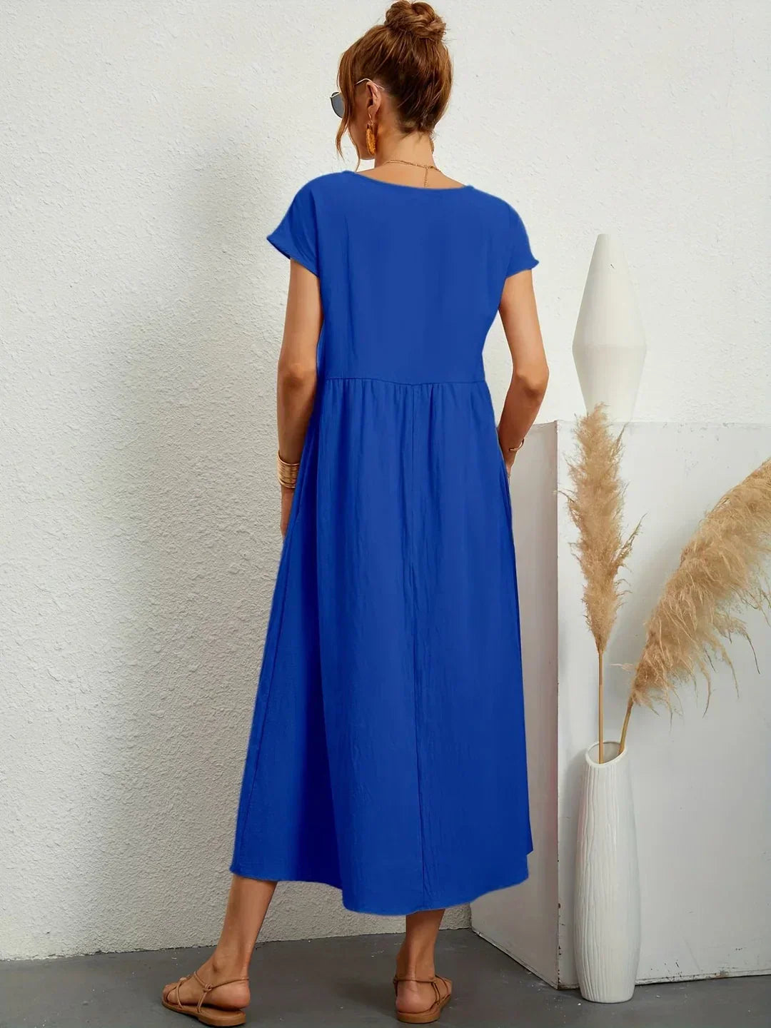 Lydia Elegant Midi Dress