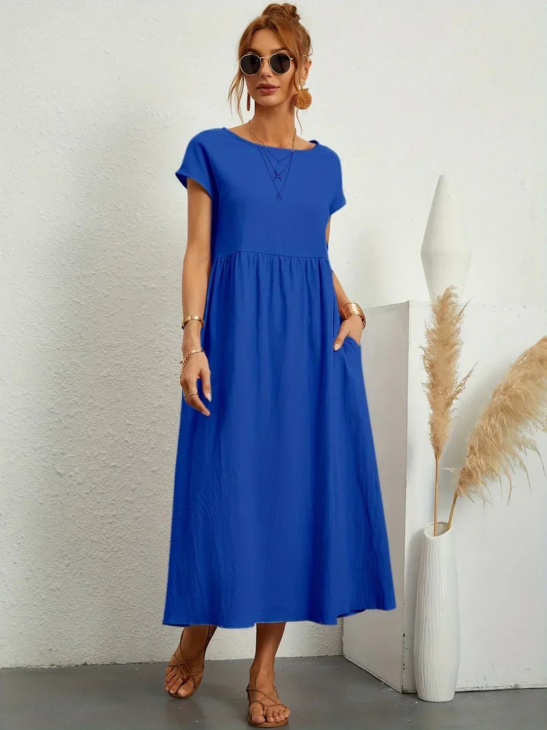 Lydia Elegant Midi Dress