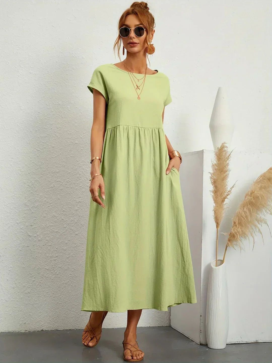 Lydia Elegant Midi Dress