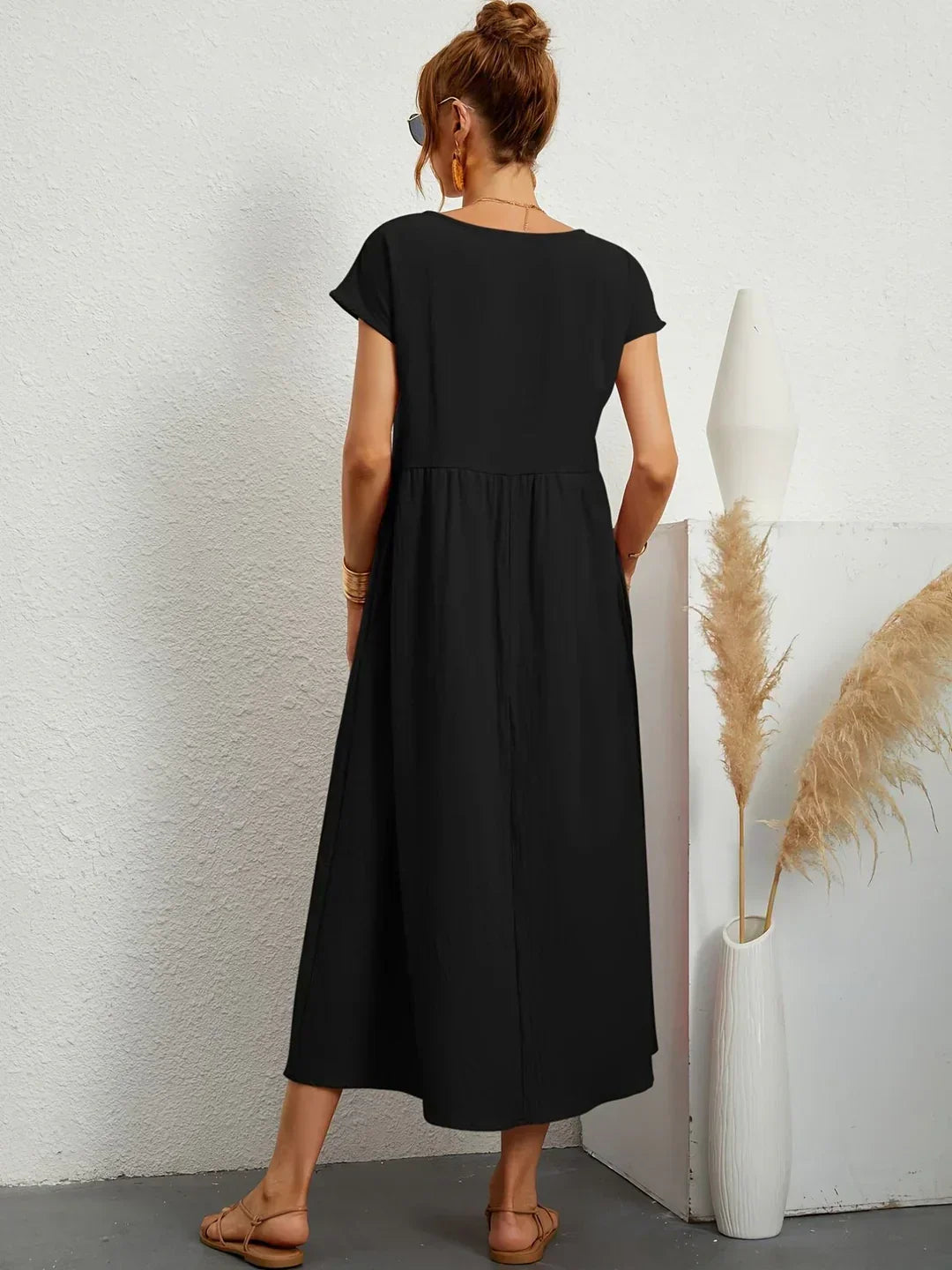 Lydia Elegant Midi Dress