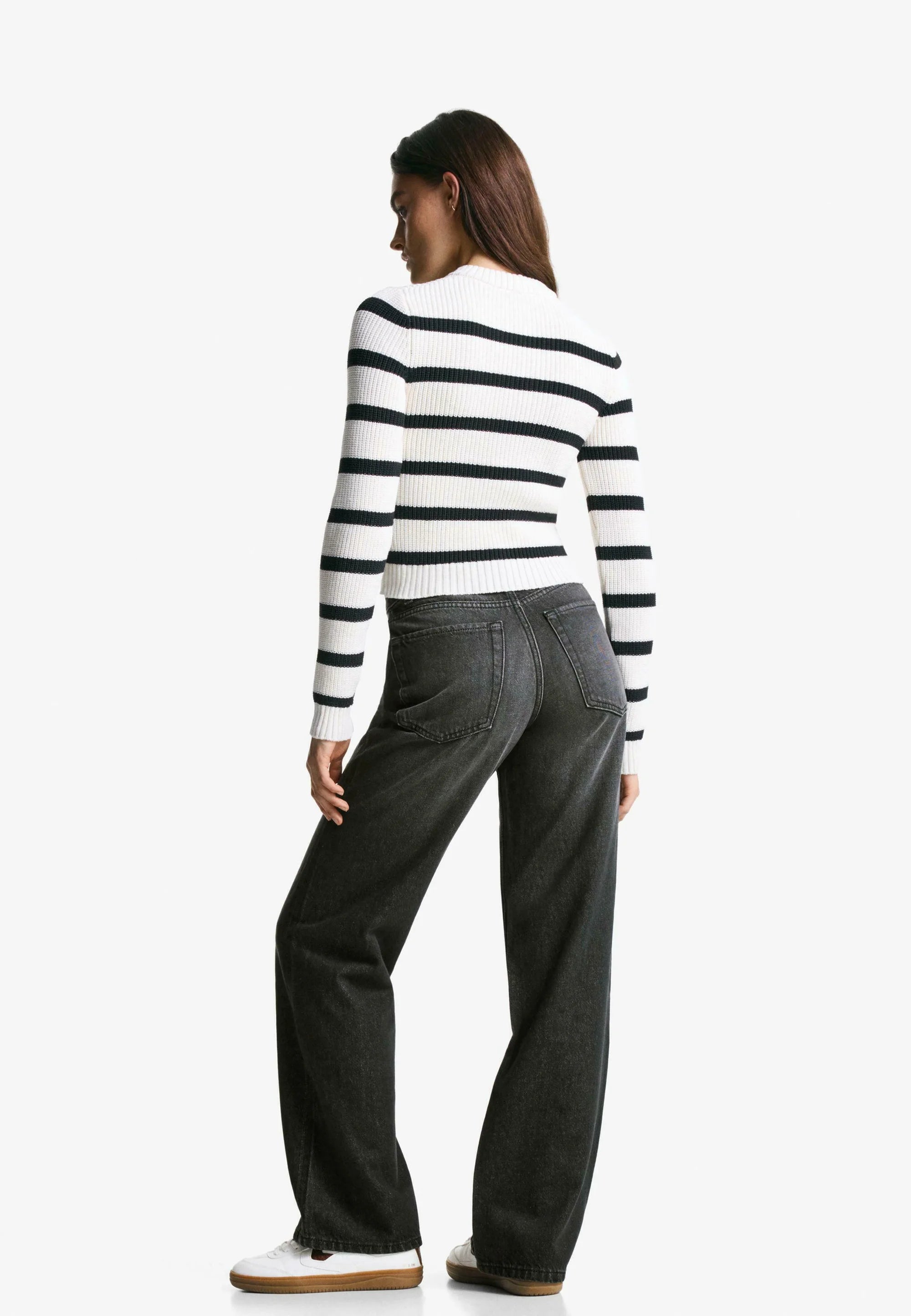 Laura Wide Straight Leg Jeans