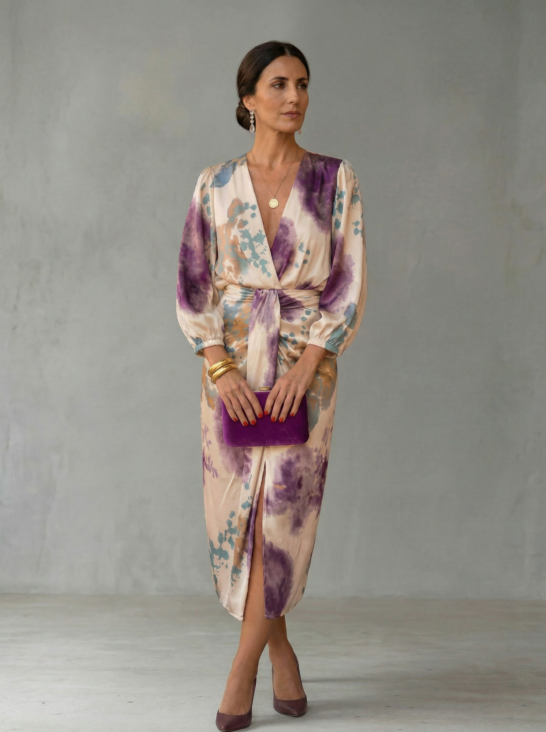 Clarissa - Elegant V-neck Dress